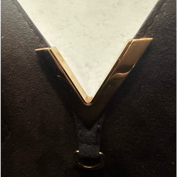 Authentic Retired Louis Vuitton Kimono PM - Picture 13 of 16